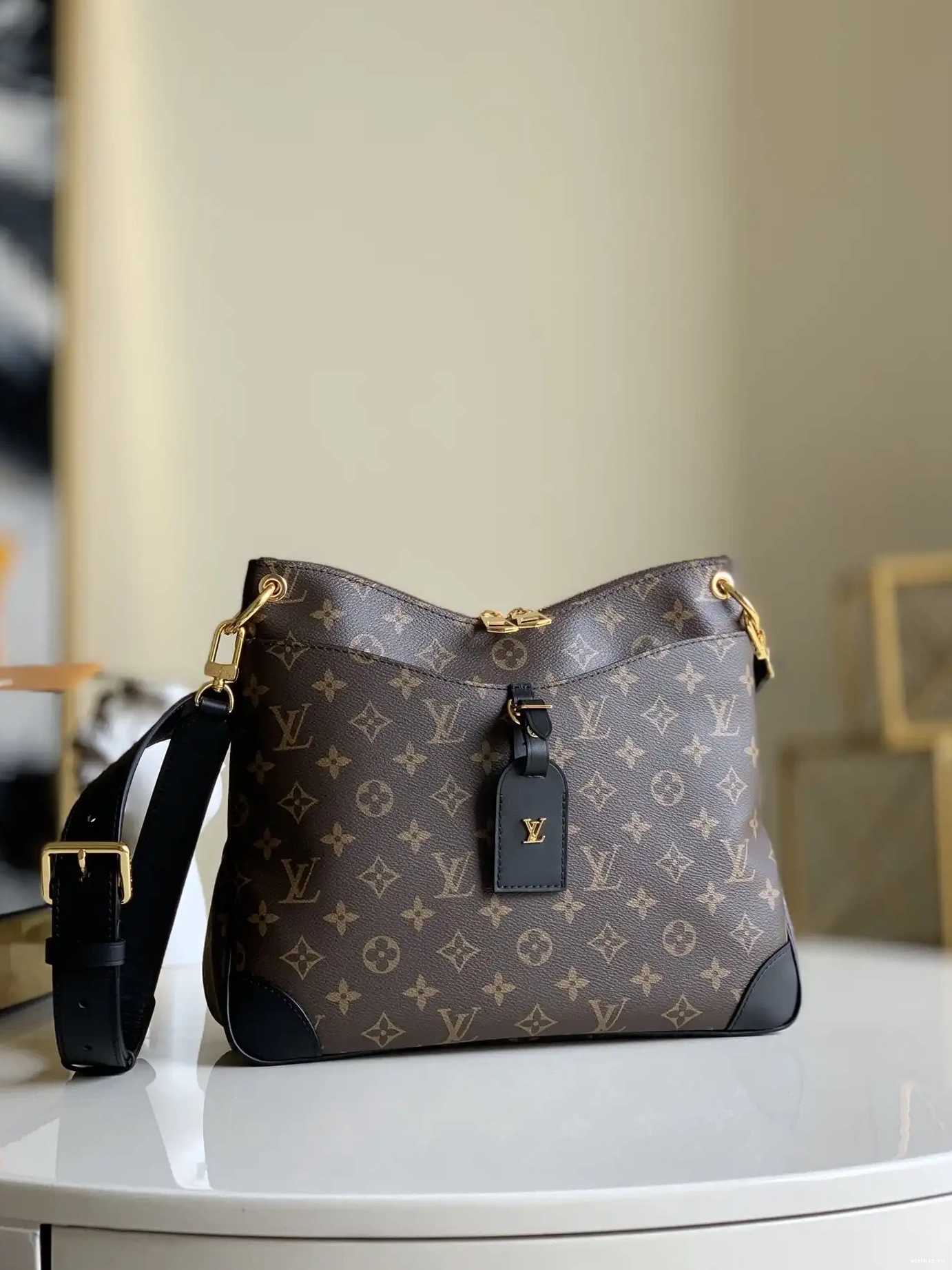 WIS MM ODÉON VUITTON LOUIS 0704